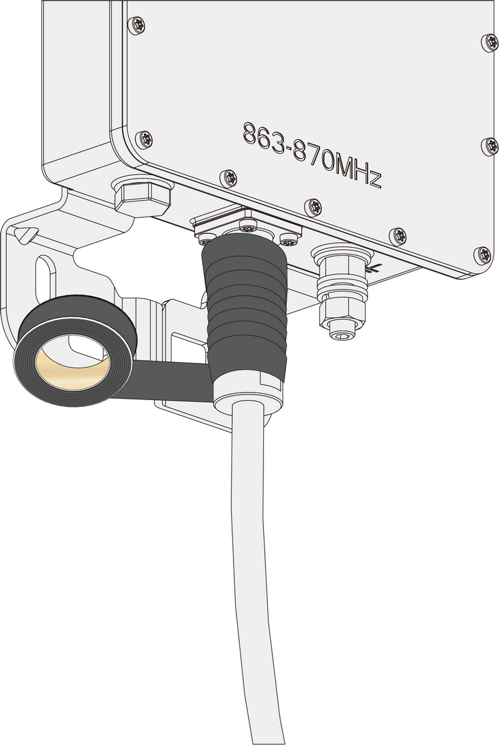 Wrap the first layer of PVC tape
